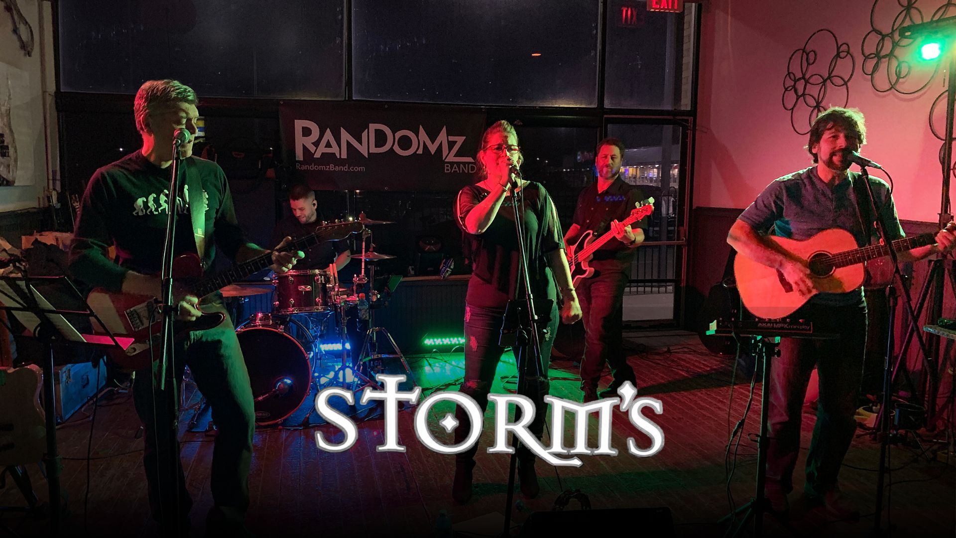 Randomz Band | Storms Bar